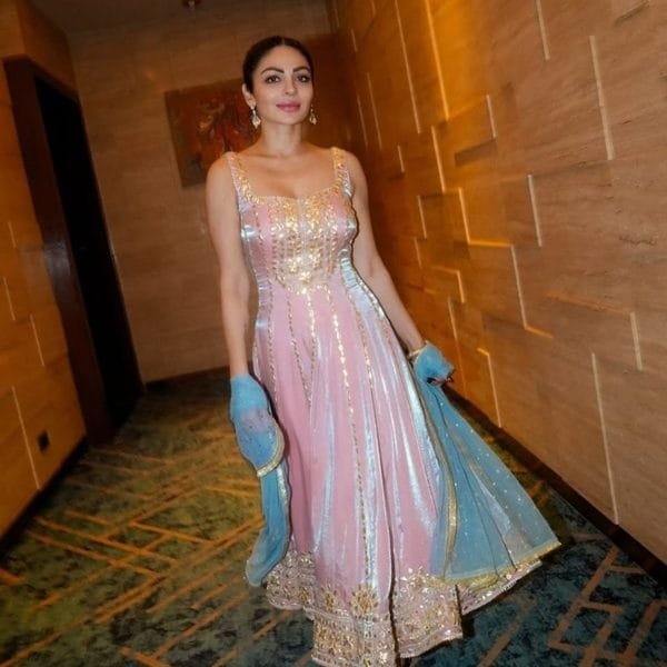 neeru bajwa, neeru bajwa husband, neeru bajwa husband name, neeru bajwa age, neeru bajwa movies, neeru bajwa height in feet, neeru bajwa height, neeru bajwa kids, neeru bajwa daughter, neeru bajwa daughter age, neeru bajwa daughter pics, neeru bajwa net worth, neeru bajwa biography, neeru bajwa family picture, neeru bajwa pics, neeru bajwa images, neeru bajwa wedding pics,