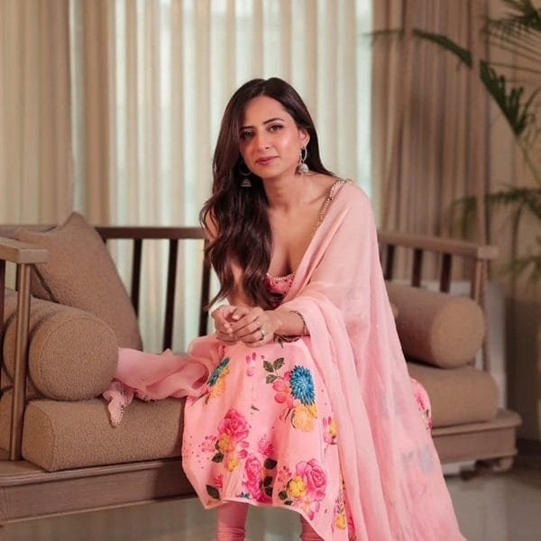 sargun mehta, sargun mehta age, sargun mehta husband, ravi dubey and sargun mehta, sargun mehta movies, sargun mehta biography, sargun mehta height in feet, sargun mehta net worth, sargun mehta songs, sargun mehta family, sargun mehta wedding, ravi dubey and sargun mehta marriage date, sargun mehta images, sargun mehta pic, sargun mehta dob, sargun mehta first movie, sargun mehta latest movie