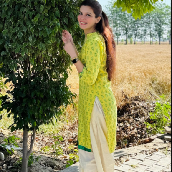 Ihana Dhillon Biography 