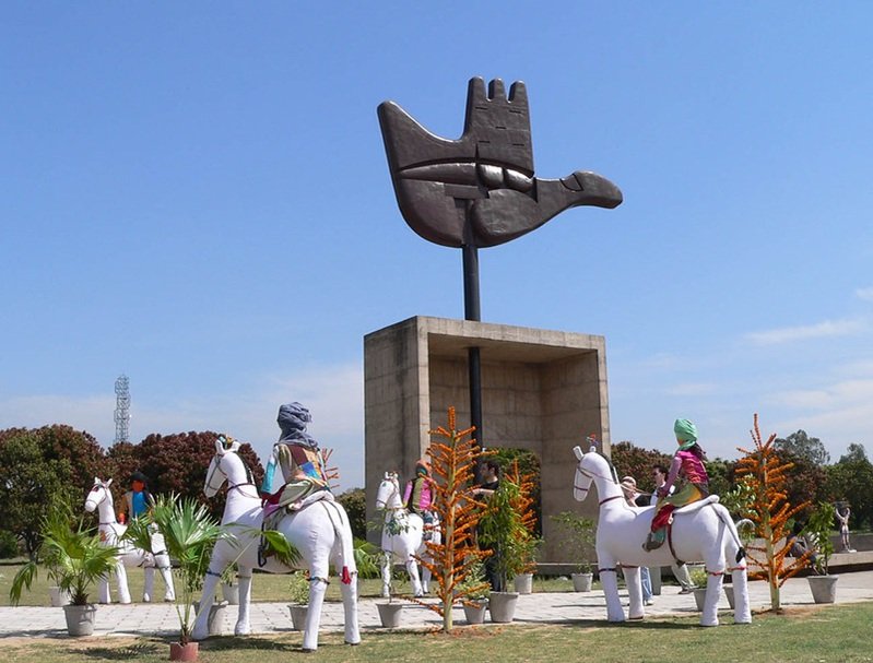 The Open Hand Monument Chandigarh: History, Meaning, Architecture,Timings & Other Facts